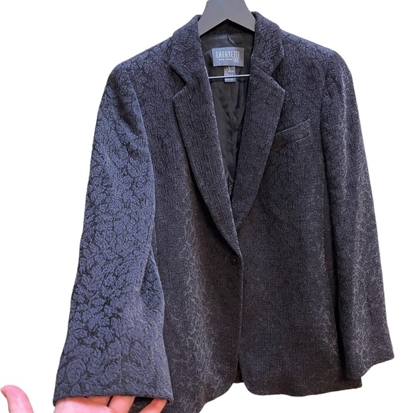 Lafayette 148 one button closure textured velvet blazer - Picture 2 of 13